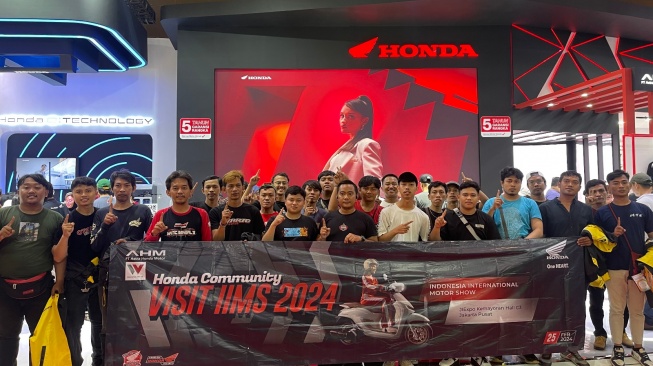 Ada 40 anggota berbagai klub motor Honda yang datang sebagai perwakilan dalam acara temu penggemar dan pengguna sepeda motor Honda yang digelar PT WMS  [PT Wahana Makmur Sejati]