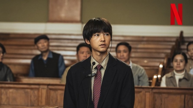 Potret Song Joong Ki di My Name is Loh Kiwan (Instagram/@netflixkcontent)