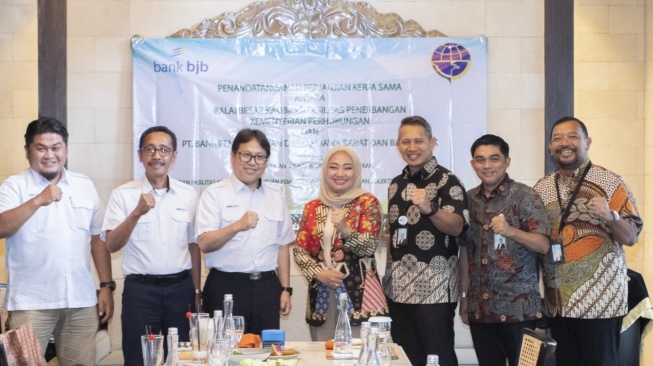 Perkuat Kinerja Bisnis, bank bjb Berkolaborasi dengan Balai Besar Kalibrasi Fasilitas Penerbangan