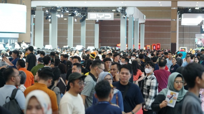 IIMS 2024 Lampaui Target Transaksi, Kendaraan Listrik Mulai Dilirik?