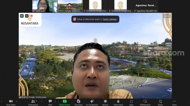 Tangkapan layar video, wawancara ekslusif bersama Pungky Widiaryanto, selaku Direktur Pengembangan Pemanfaatan Kehutanan dan Sumber Daya Air, OIKN. [Suara.com/Denada S Putri]