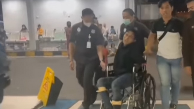 Nasib 2 Begundal Usai Jambret Pemobil Di Kelapa Gading, Kini Mengerang Kesakitan Di Kursi Roda