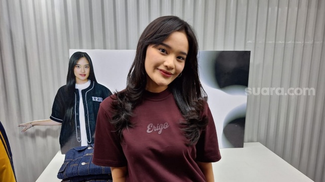 Tetap Bisa Stylish, Ashel JKT48 Bangga Pakai Produk Lokal
