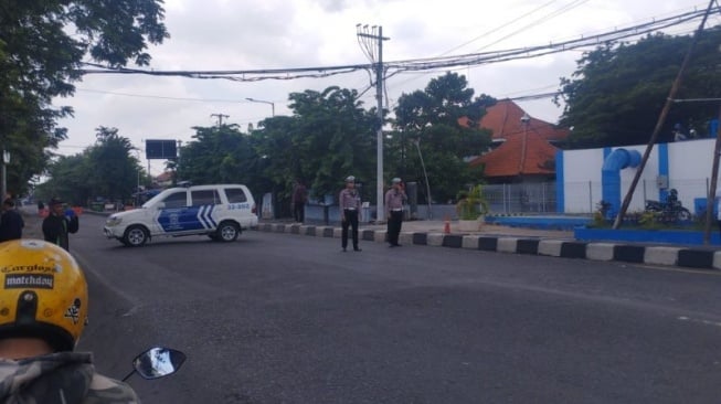 Duar! Terjadi Ledakan di Kantor Subdensi Pom Detasemen I Polda Jatim