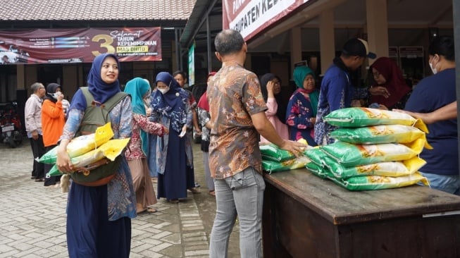 Tekan Laju Inflasi Jelang Idul Fitri, Pemkab Kediri Gencar Adakan Operasi Pasar Murah sesuai Arahan Bupati