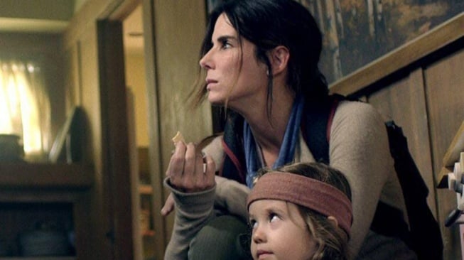 Review Film 'Bird Box', Perjuangan Melawan Makhluk Tak Kasat Mata