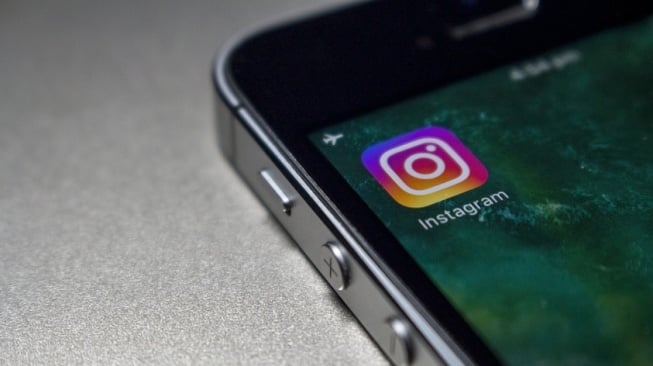 Ini Cara Membuat Tulisan Miring di Instagram Supaya Terlihat Apik