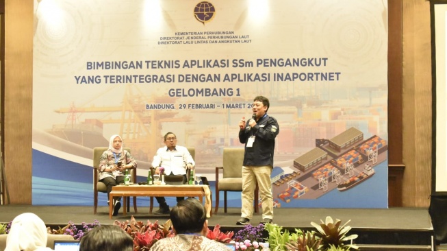 Tekan Biaya Logistik, Kemenhub Lakukan Transformasi Digital Pelabuhan dengan Sistem Single Submission Pengangkut