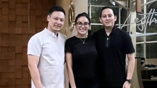 Usai Berpacaran dengan Ajudan Prabowo, Penampilan Nikita Mirzani Makin Tertutup