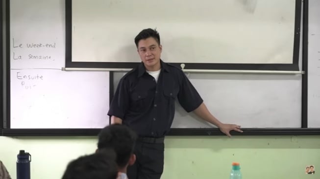 Momen Baim Wong Dadakan Jadi Guru SMA (YouTube/Baim Paula)