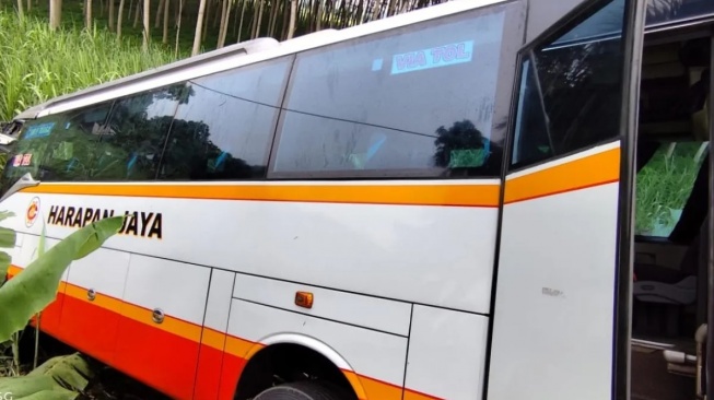 Kondisi Terkini Penumpang Bus Harapan Jaya yang Terlibat Kecelakaan di Kediri