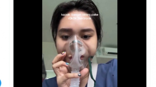 Anak Food Vlogger Farida Nurhan Kena Radang Paru-paru Imbas Sering Hisap Vape