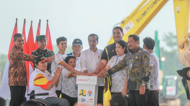 Tingkatkan Kualitas dan Prestasi, Pj Gubernur Jateng Dampingi Presiden Jokowi Groundbreaking Paralympic Training Center