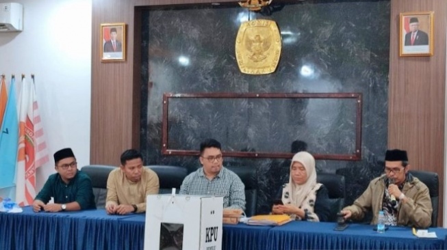 Daftar Nama Caleg Kota Makassar Hampir Pasti Jadi Anggota DPRD Makassar