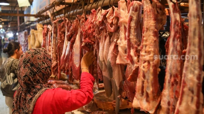 Aman! Daging Sapi di Pasar Ibuh Payakumbuh Bebas Rabies, Cek Fakta di Sini