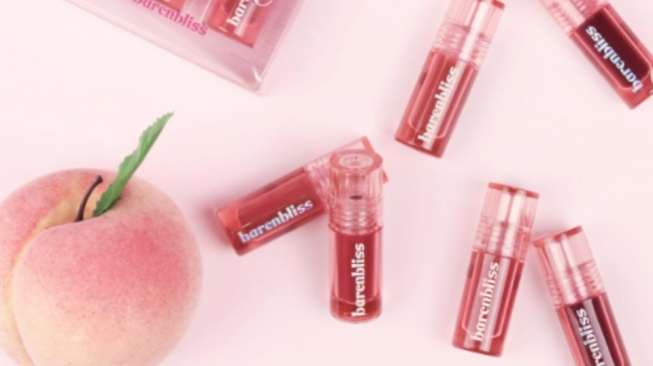 Touch Up Anti-Ribet, Ini 3 Lip Tint Ukuran Mini dan Travel Friendly