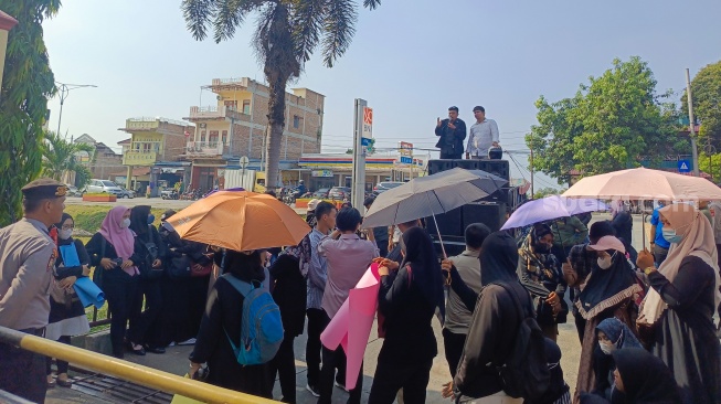 Guru Honorer Kembali Demo Kasus PPPK Langkat, Desak Penetapan Tersangka, Polda Sumut Tunggu Apa Lagi?