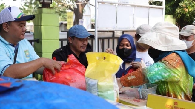 Program Gerakan Pangan Murah Salurkan Beras Murah ke 49.000 Rumah Tangga di Tangerang