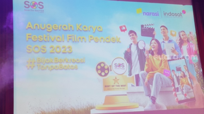 Indosat Ooredoo menggelar ajang Anugerah Karya Festival Film Pendek Save Our Socmed (SOS) 2023 di Jakarta, Kamis (14/3/2024). [Suara.com/Dythia Novianty]