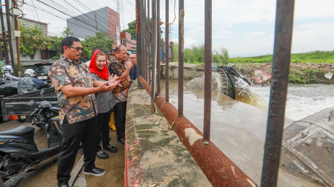 Pj Gubernur Jateng Upayakan Rekayasa Cuaca, Antisipasi Cuaca Ekstrem