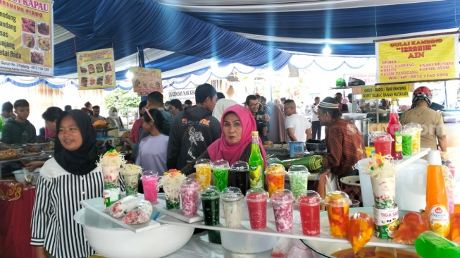 Pasar Pabukoan di Padang Hadir Setiap Ramadan, Pertahankan Menu Makanan Tradisional