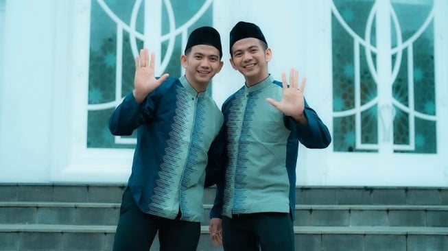 Ingatkan Umat Muslim untuk Salat, Rizki Ridho Rilis Lagu 5 Waktu