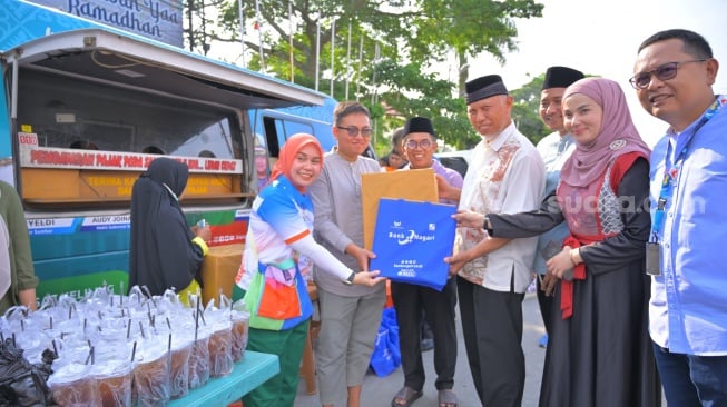 Samsat Ngabuburit di Sumbar Hadir Selama Ramadan, Bayar Pajak Sambil Menunggu Berbuka Puasa