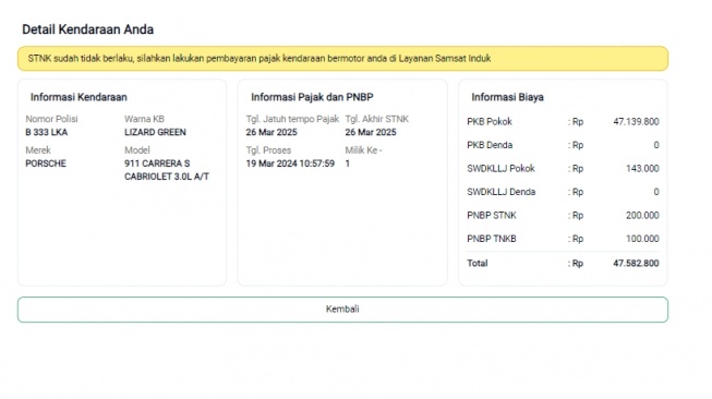 qPajak Porsche penabrak Livina hingga remuk (Bapenda Jabar)