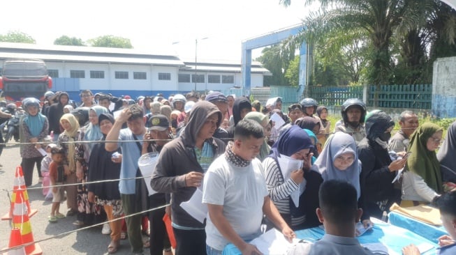 Suasana pendaftaran Mudik Bareng Pemko Medan 2024. [dok Pemkot Medan]