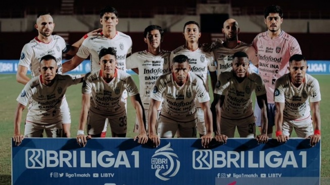 Skuad Bali United foto bersama saat laga menghadapi Rans Nusantara di Stadion Bantul, Yogyakarta, Minggu (17/3/2024). ANTARA/HO-Bali United