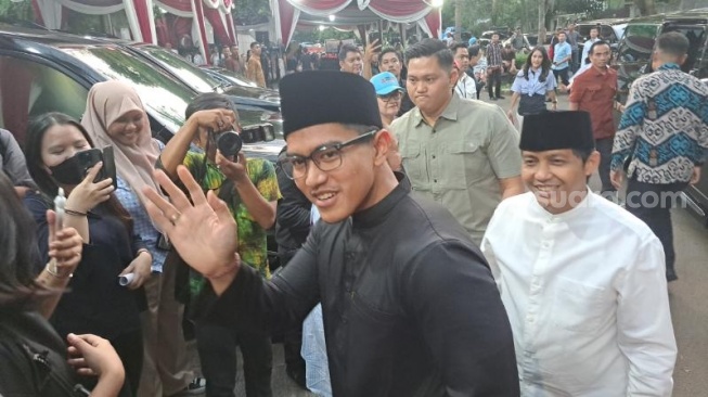 Prabowo Gelar Bukber Lanjut Pantau Rekapitulasi KPU di Kertanegara, Siapa Saja yang Hadir?