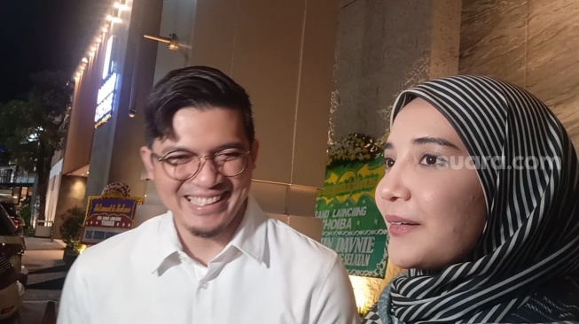 Irwansyah dan Zaskia Sungkar