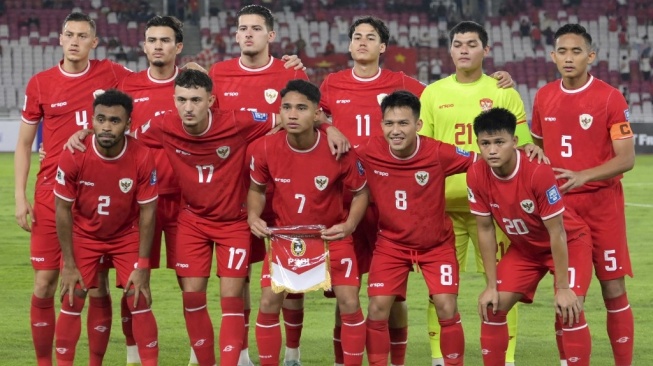 Starting eleven Timnas Indonesia pada laga Kualifikasi Piala Dunia 2026 zona Asia putaran kedua kontra Vietnam di Stadion Utama Gelora Bung Karno (SUGBK), Jakarta, 21 Maret 2024. [BAY ISMOYO / AFP]