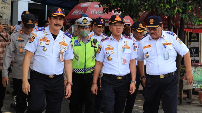 Ngotot Buka Rute Transjakarta Pulo Gadung-Walkot Jakut, Dishub DKI soal Protes Sopir Angkot: Marketnya Sudah Beda!