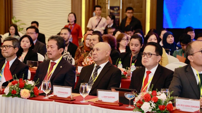 Investment Project Ready to Offer (IPRO), di Vinh Ngoc Ballroom, Muong Thanh Luxury Hotel, Vietnam, pada Kamis (21/3/2024). (Dok: Pemprov Jatim)