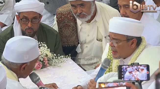 Terungkap! Mahar Habib Rizieq Nikahi Mona Hasinah Alaydrus, Alat Salat?