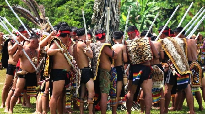 Upacara Mamat, Ritual Sakral Para Jawara Dayak Kenyah Usai Menang Berperang