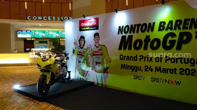 Replika Ducati Desmosedici GP tunggangan Marco Bezzecchi dan Fabio Di Giannantonio mejeng Di Epicentrum Kuningan, tepatnya di Epicentrum XXI [Suara.com/CNR ukirsari]