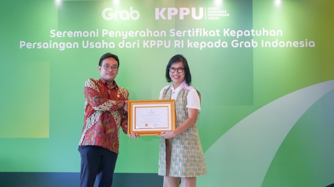 Grab mengantongi Sertifikat Kepatuhan KPPU di Jakarta, Senin (25/3/2024). [Grab Indonesia]