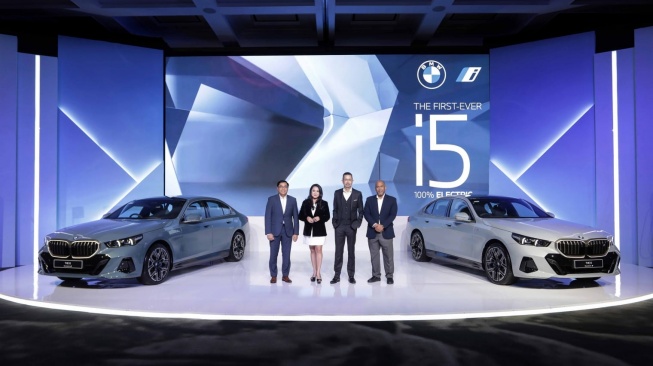 BMW Indonesia Luncurkan Mobil Listrik BMW i5. (Foto: BMW Indonesia)