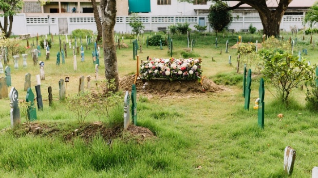 Panduan Doa Ziarah Kubur Orang Tua Saat Lebaran: Teks Arab, Latin, Artinya