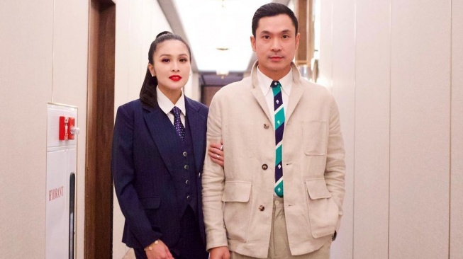 Sandra Dewi dan Harvey Moeis. (Instagram/sandradewi88)