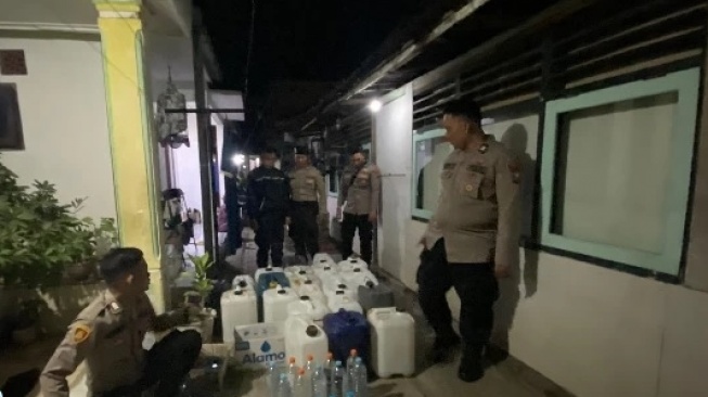 Polisi Grebek Rumah di Situbondo, Hasilnya Mengejutkan