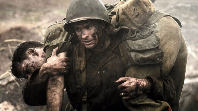 Ulasan Film Hacksaw Ridge: Kisah Seorang Tentara Medis pada Perang Dunia II