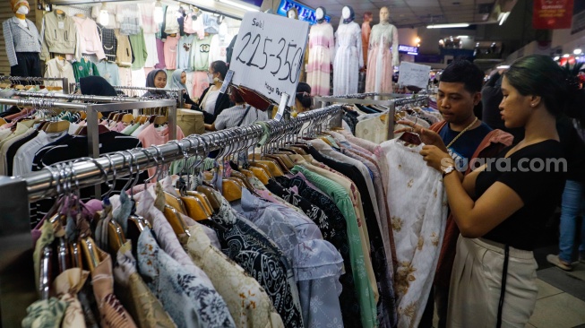 Ekonomi RI Lagi Gawat! Pedagang Tanah Abang Ngeluh Masyarakat Ogah Belanja