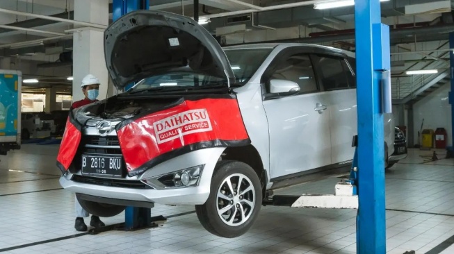 Mengapa  Bengkel Daihatsu Unggul dalam Layanan Perawatan Mobil Anda