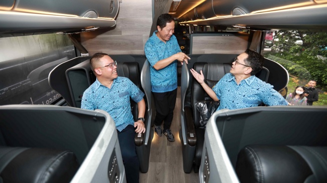 Bluebird Kini Sediakan Bus Premium, Intip Interior Mewahnya