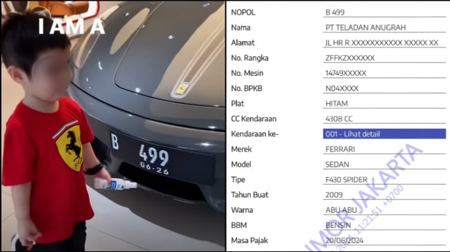 Mobil Ferrari F430 Spider di garasi Harvey Moeis. (Youtube/Cek Ranmor DKI)