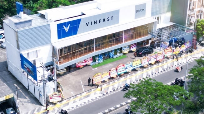 Dealer Vinfast Pertama di Indonesia Diresmikan di Depok