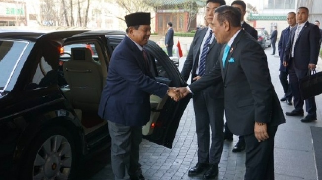 Tunggangan Sandra Dewi Auto Minder, Ini Mobil yang Digunakan Prabowo saat Kunjungan ke China